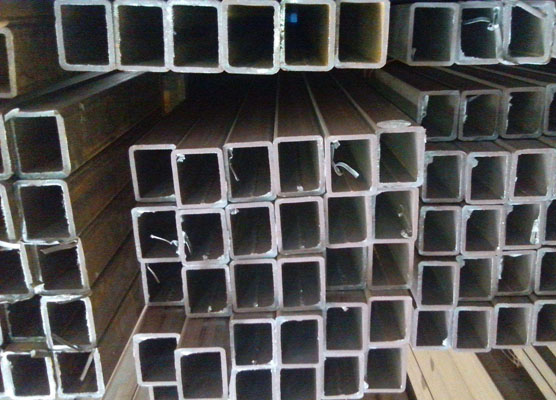 青海无缝方矩管